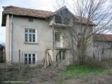 Недорогой сельский дом в Болгарии