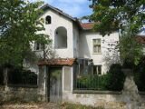 Красивый двухэтажный дом в Болгарии
